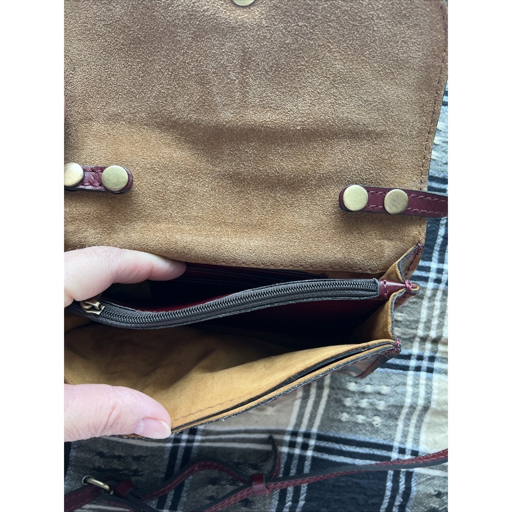 Patricia Nash Torri Small Floral Leather Crossbody Bag Clutch 7.5" x 5" x 2" - Picture 4 of 14